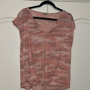 Lucky Brand Pink Camo Women's Top size Large